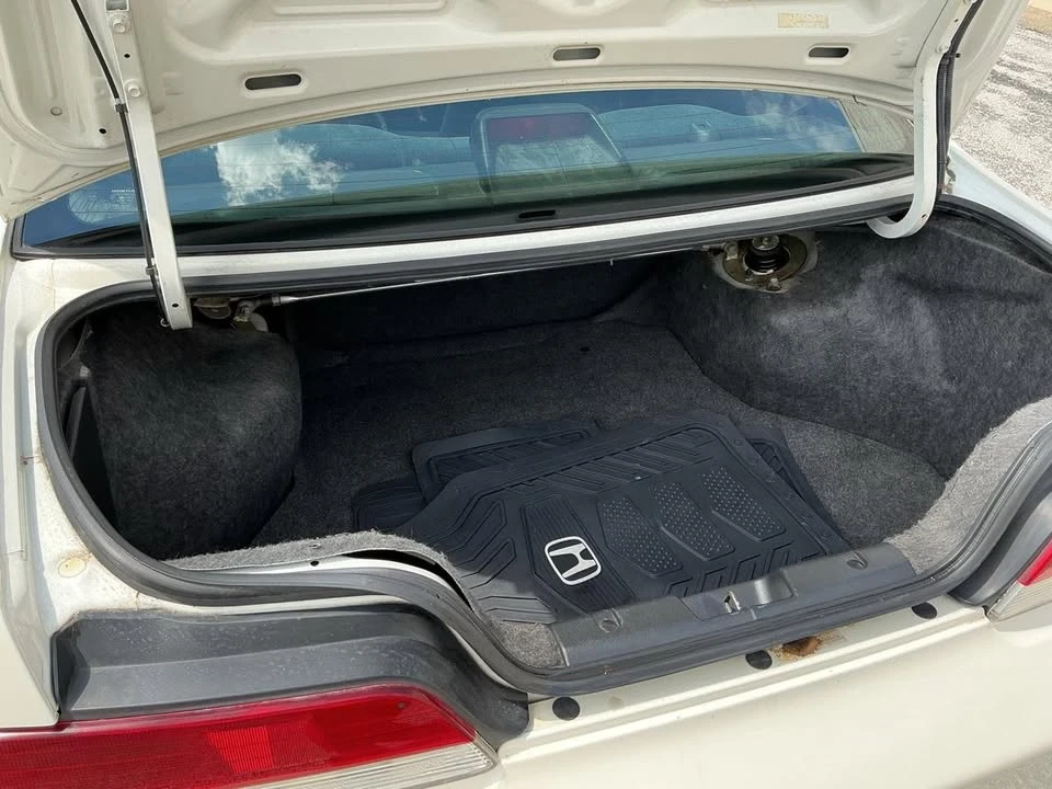 2001 Honda Prelude 5th Gen - Image 13 of 20