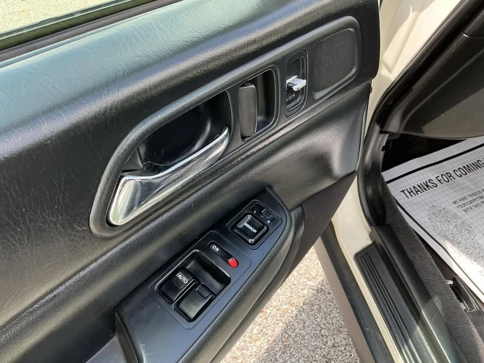 2001 Honda Prelude 5th Gen - Image 14 of 20