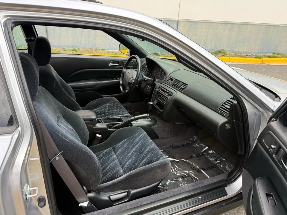 2001 Honda Prelude 5th Gen - Image 17 of 20