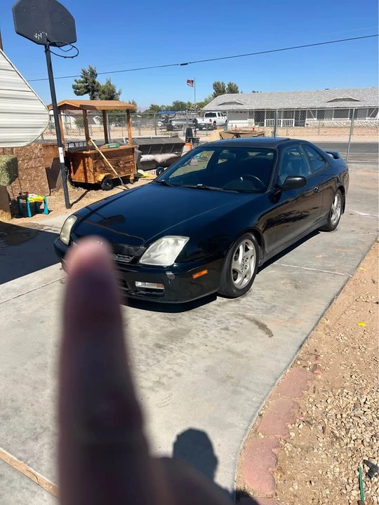 2001 Honda Prelude 5th Gen - Image 2 of 8