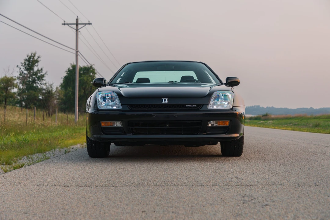 2001 Honda Prelude 5th Gen - Image 12 of 31