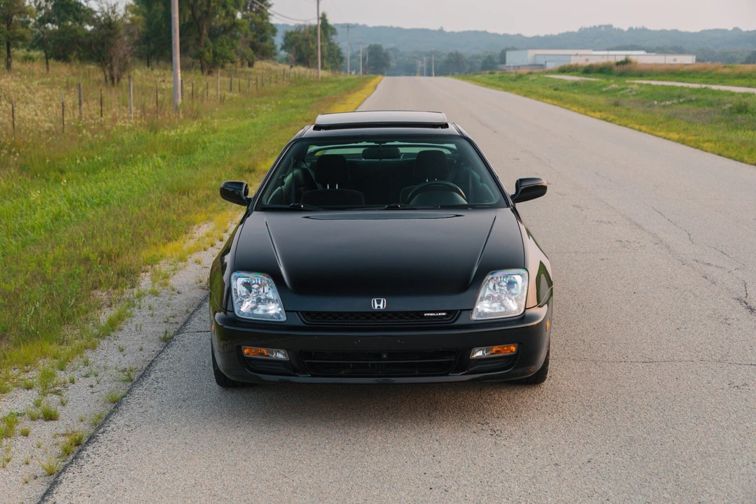 2001 Honda Prelude 5th Gen - Image 14 of 31