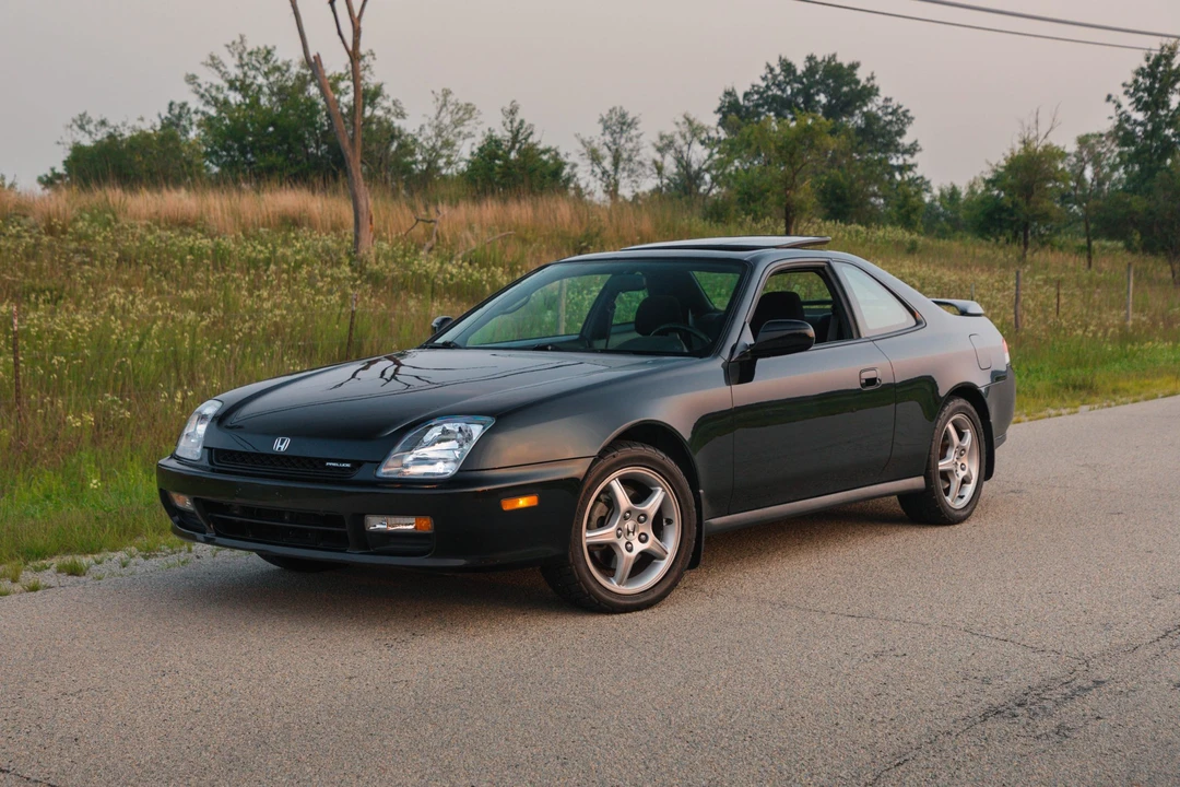 2001 Honda Prelude 5th Gen - Image 18 of 31