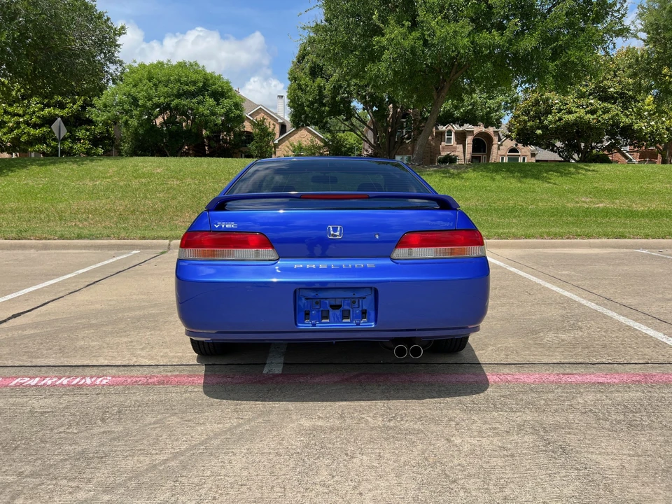 2001 Honda Prelude 5th Gen - Image 11 of 31
