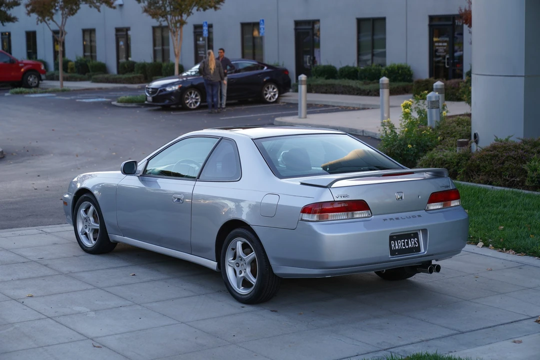 2001 Honda Prelude 5th Gen - Image 8 of 31