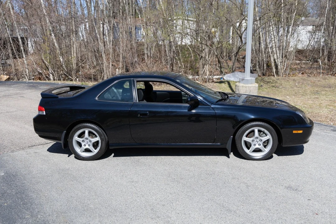 2001 Honda Prelude 5th Gen - Image 9 of 31