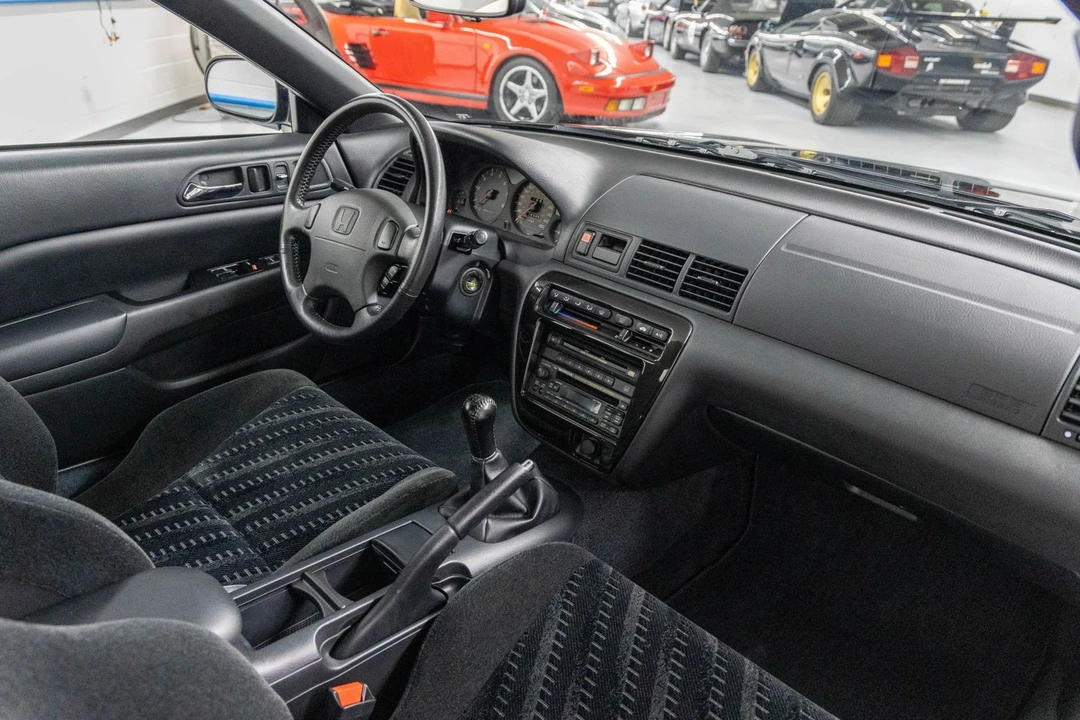 2001 Honda Prelude 5th Gen - Image 3 of 31