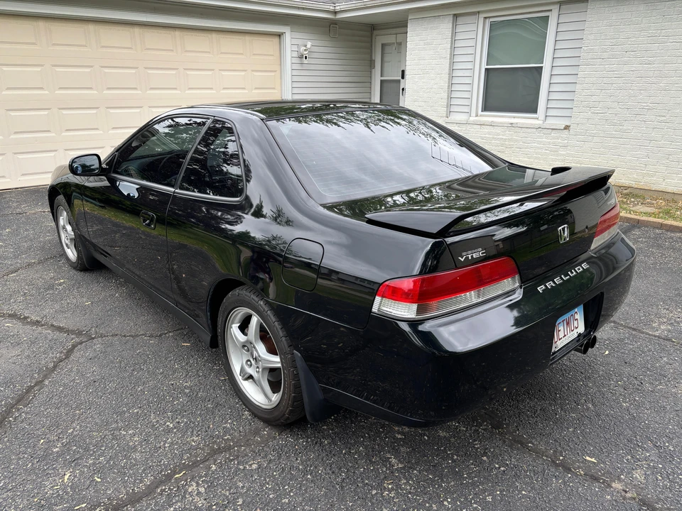 2001 Honda Prelude 5th Gen - Image 26 of 31