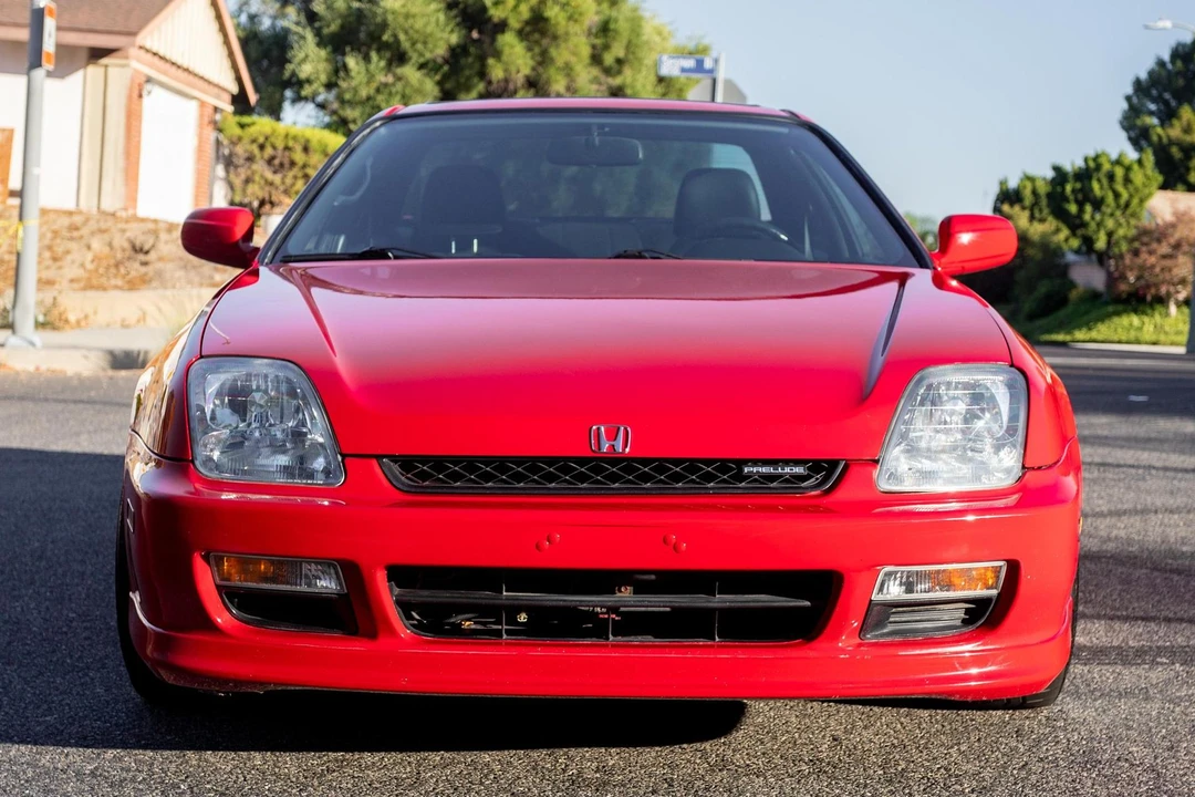 2001 Honda Prelude 5th Gen - Image 2 of 31
