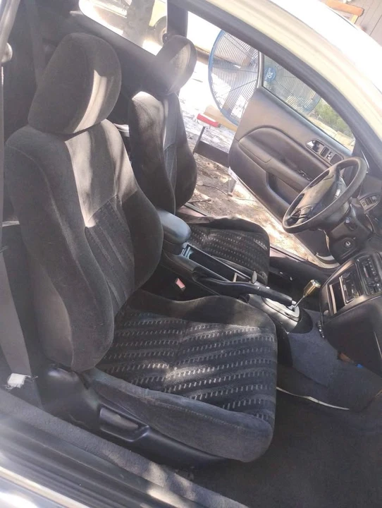 2001 Honda Prelude 5th Gen - Image 7 of 10
