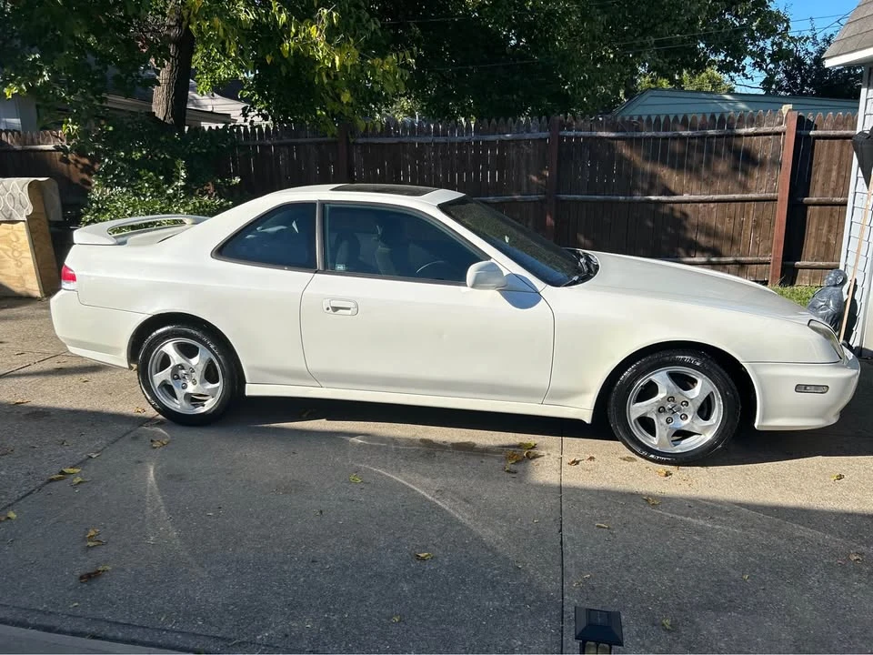 2001 Honda Prelude 5th Gen - Image 4 of 4