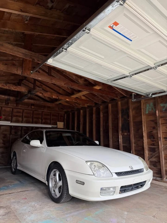 2001 Honda Prelude 5th Gen - Image 2 of 4