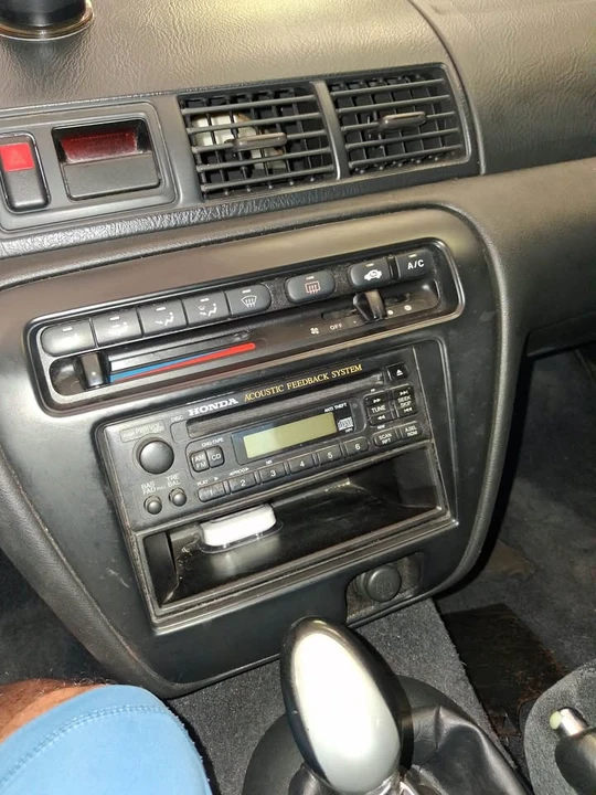 2001 Honda Prelude 5th Gen - Image 12 of 15