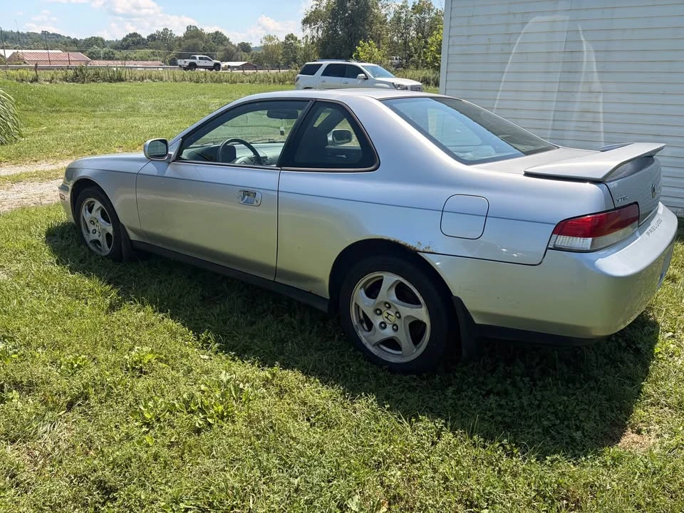 2001 Honda Prelude 5th Gen - Image 4 of 10
