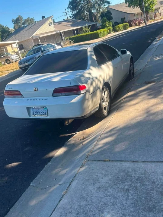 2001 Honda Prelude 5th Gen - Image 3 of 7