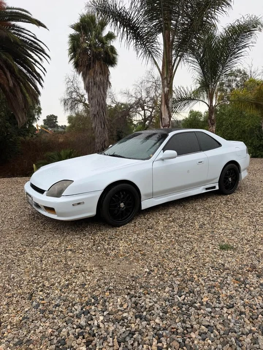 2001 Honda Prelude 5th Gen - Image 2 of 13