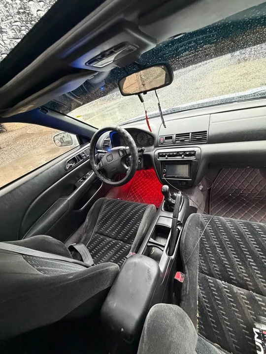 2001 Honda Prelude 5th Gen - Image 8 of 13