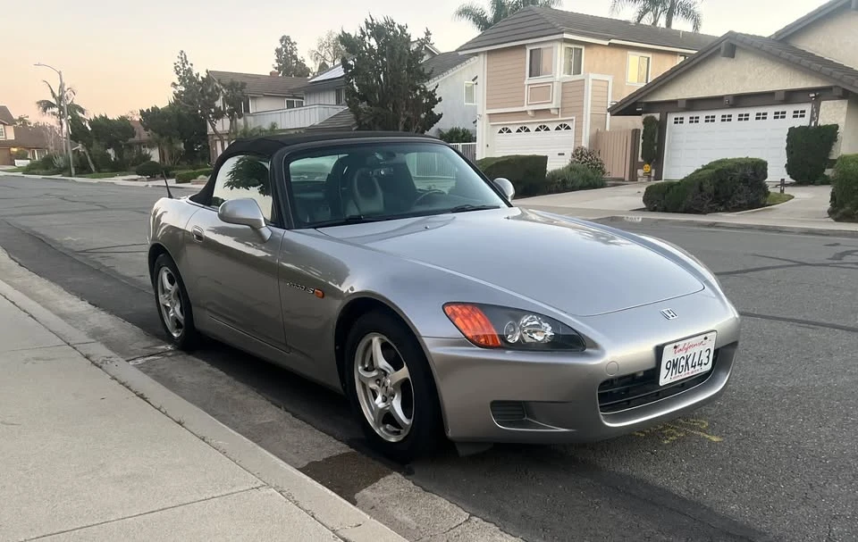 2001 Honda AP1 S2000 - Image 2 of 11