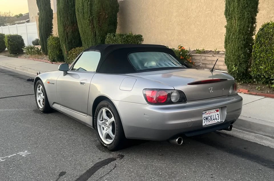 2001 Honda AP1 S2000 - Image 4 of 11