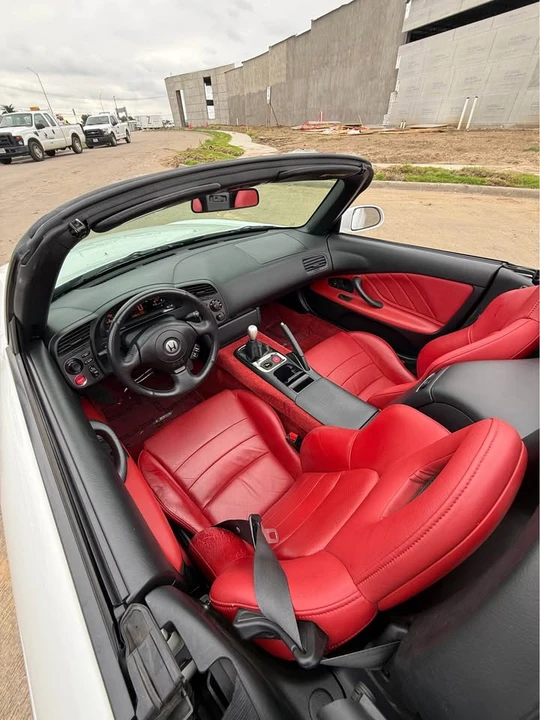 2001 Honda AP1 S2000 - Image 4 of 5