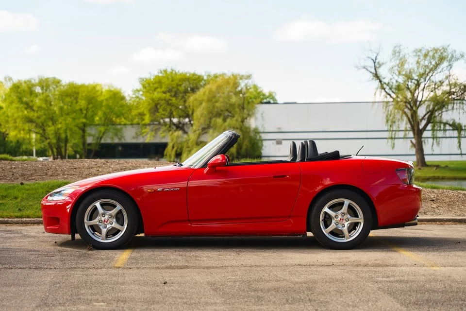2001 Honda S2000 - Image 2 of 20