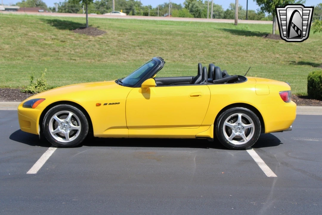 2001 Honda AP1 S2000 - Image 3 of 12