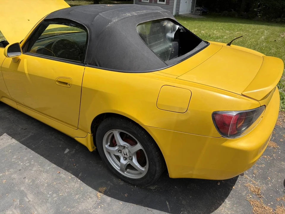 2001 Honda AP1 S2000 - Image 4 of 12