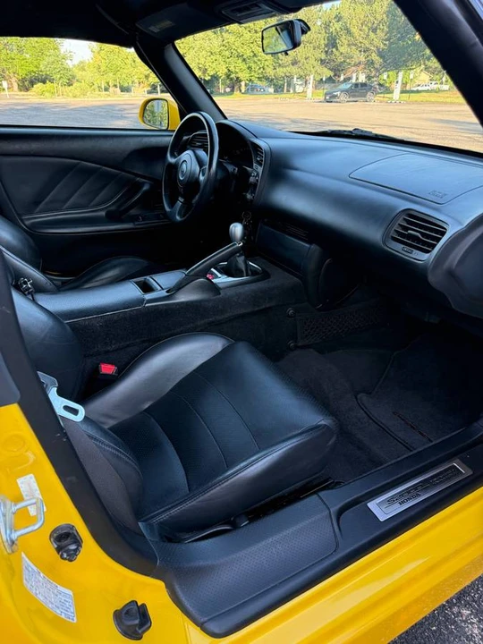 2001 Honda AP1 S2000 - Image 12 of 17