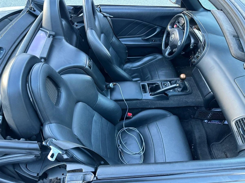 2001 Honda AP1 S2000 - Image 10 of 14