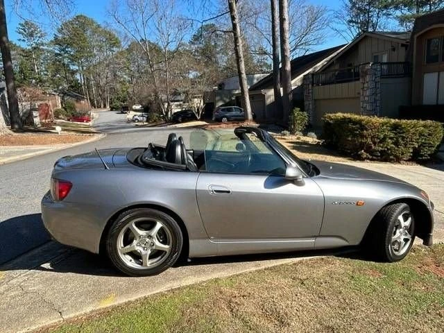 2001 Honda AP1 S2000 - Image 2 of 21