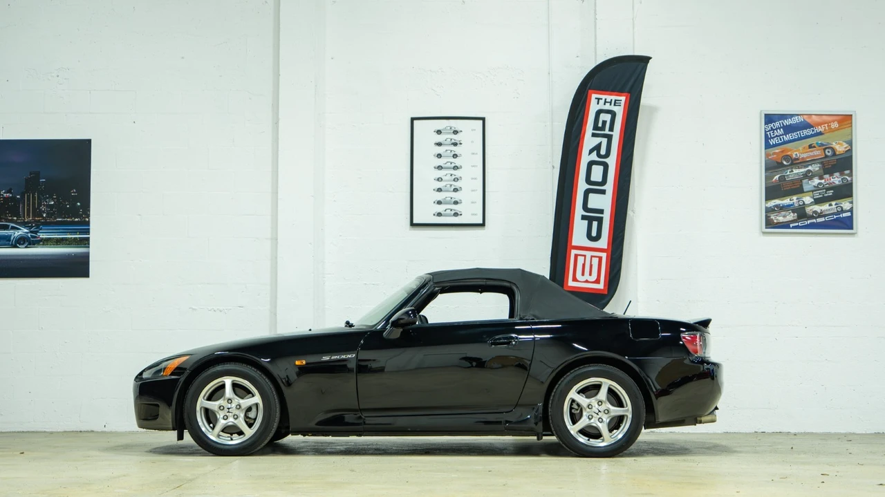 2001 Honda AP1 S2000 - Image 3 of 31