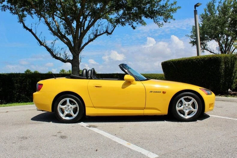 2001 Honda AP1 S2000 - Image 2 of 31