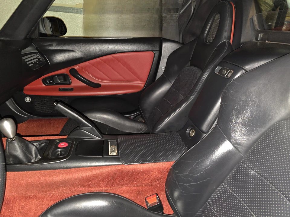 2001 Honda AP1 S2000 - Image 6 of 8