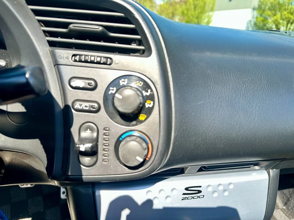 2001 Honda AP1 S2000 - Image 12 of 14