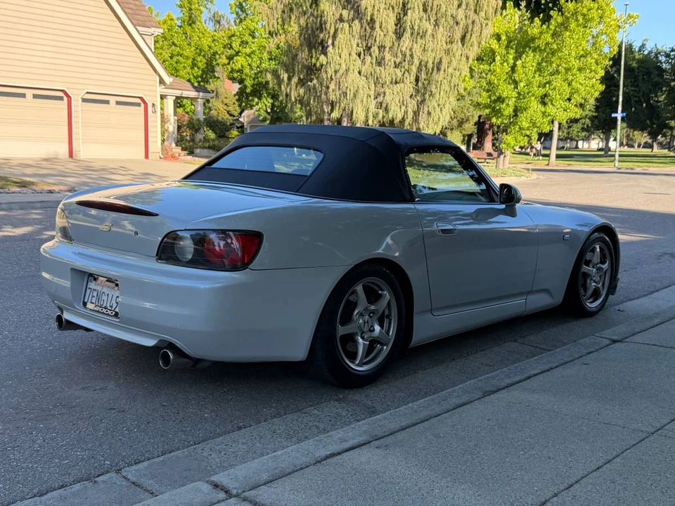 2001 Honda AP1 S2000 - Image 3 of 11