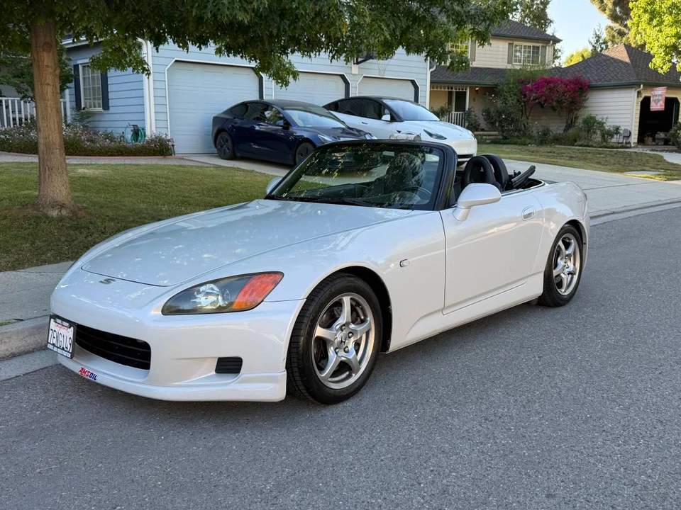 2001 Honda AP1 S2000 - Image 8 of 11