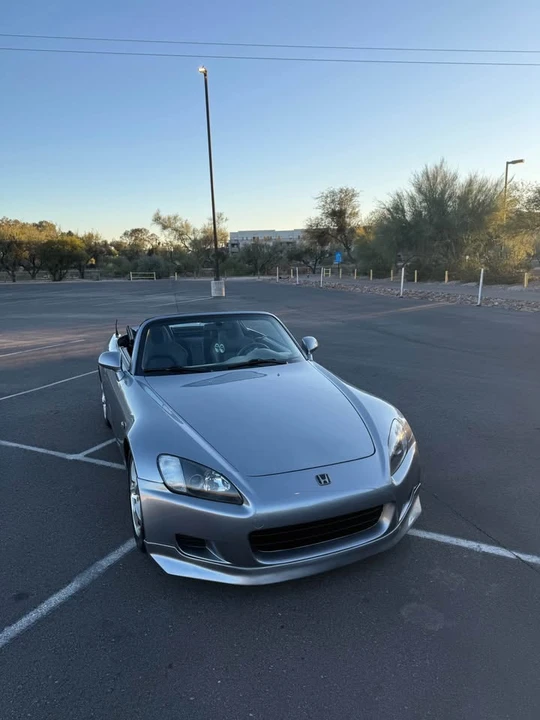 2001 Honda AP1 S2000 - Image 2 of 19