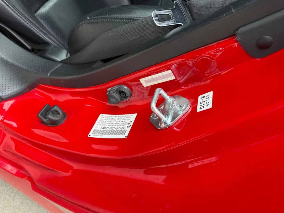 2001 Honda AP1 S2000 - Image 14 of 20