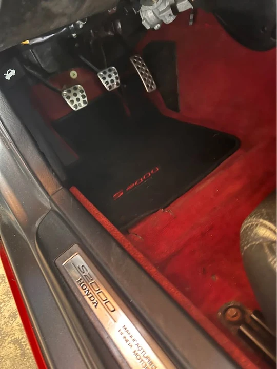 2001 Honda AP1 S2000 - Image 8 of 9