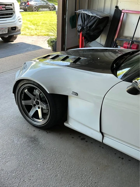 2001 Honda AP1 S2000 - Image 2 of 11