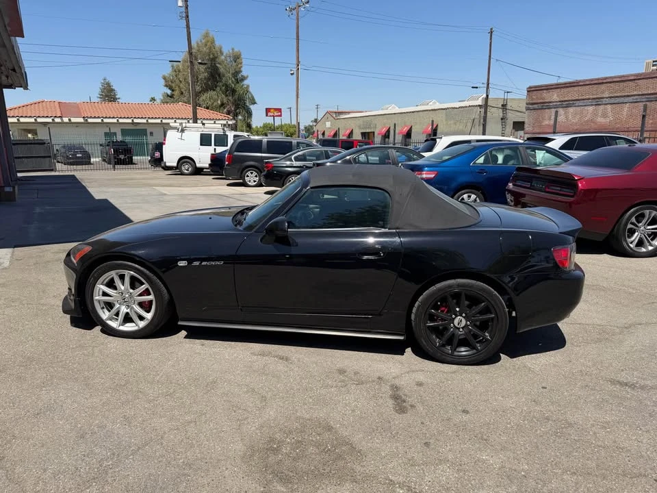 2001 Honda AP1 S2000 - Image 2 of 20
