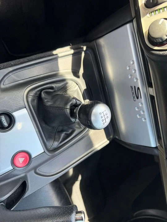 2001 Honda AP1 S2000 - Image 12 of 20