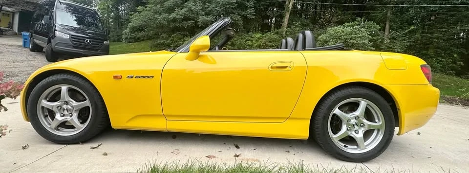 2001 Honda AP1 S2000 - Image 2 of 12