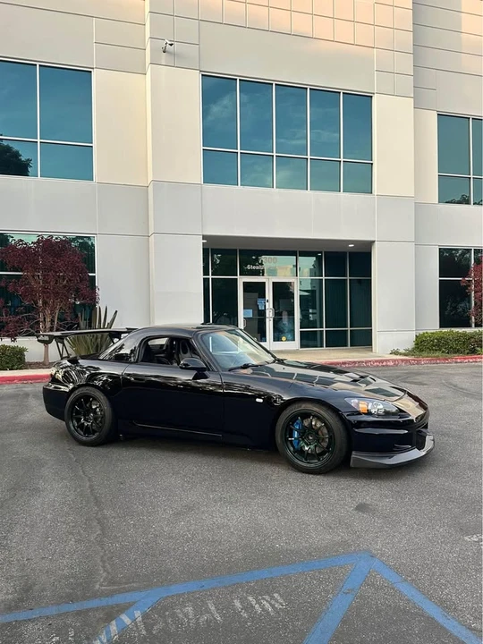 2001 Honda AP1 S2000 - Image 3 of 14