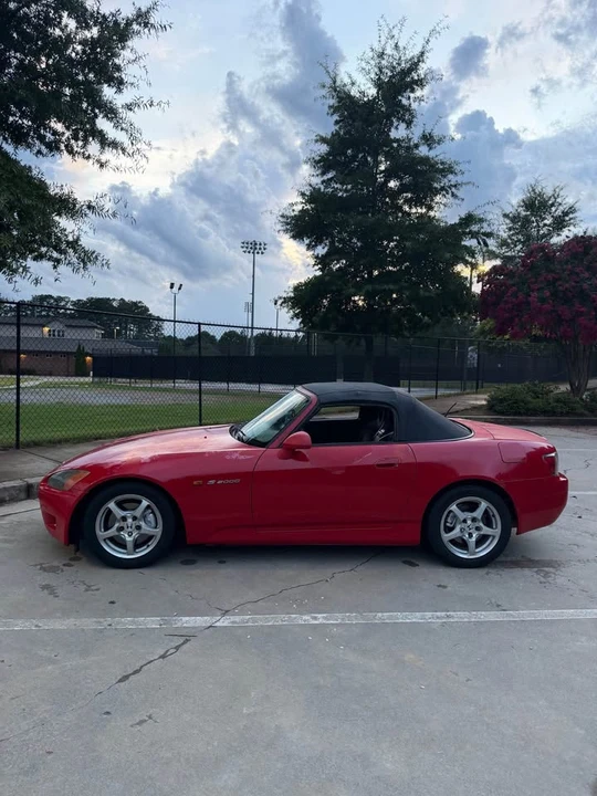 2001 Honda AP1 S2000 - Image 2 of 20