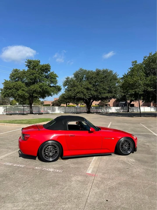 2001 Honda AP1 S2000 - Image 2 of 11