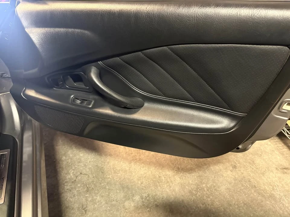 2001 Honda AP1 S2000 - Image 8 of 10