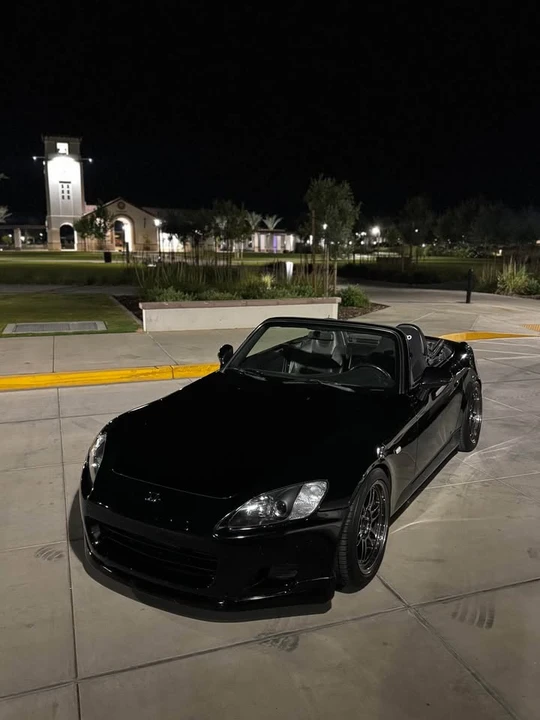 2001 Honda AP1 S2000 - Image 2 of 4