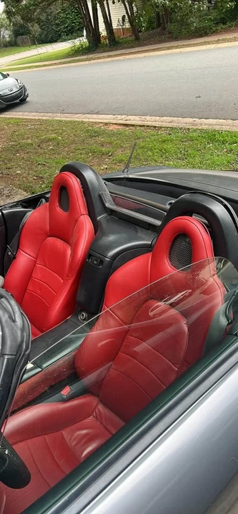 2001 Honda AP1 S2000 - Image 5 of 8