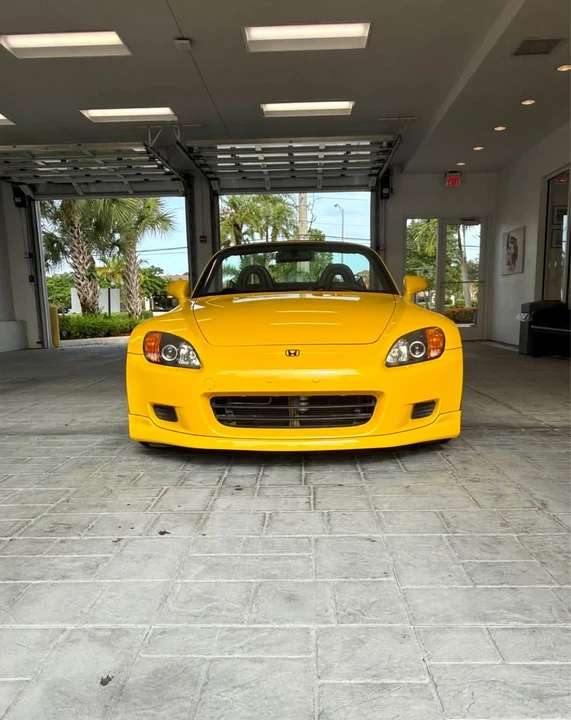 2001 Honda AP1 S2000 - Image 2 of 7